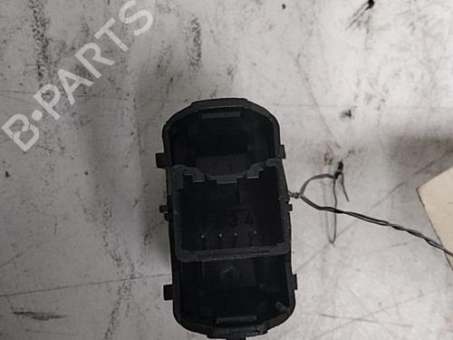 Used Right front window switch Right front window switch FORD C-MAX II (DXA/CB7, DXA/CEU) 1.0 EcoBoost (125 hp) 28765010 28765010