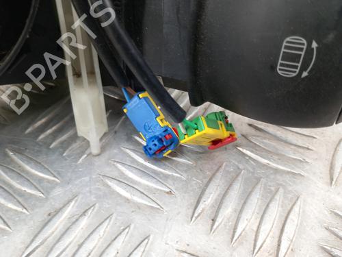 steering-column-stalk-renault-megane-iii-hatchback-bz01_-b3_-2008-28757090 main image