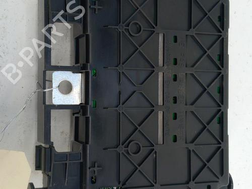 Used Fuse box CITROËN C2 (JM_) 1.1 (60 hp) 28751490