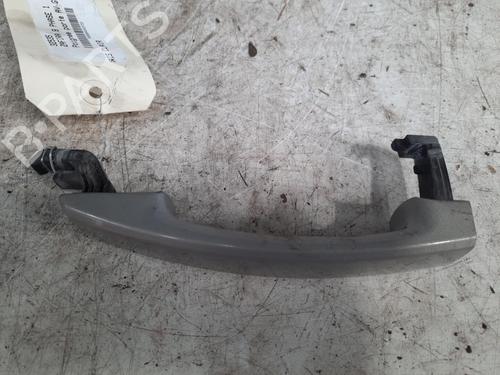 Used Front left exterior door handle OPEL ZAFIRA / ZAFIRA FAMILY B (A05) 1.9 CDTI (M75) (120 hp) 28749663