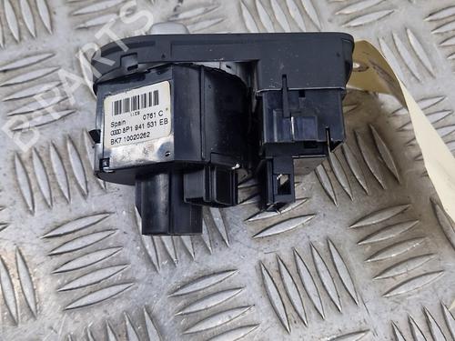 Used Headlight switch Headlight switch AUDI A3 Sportback (8PA) 2.0 TDI 16V (140 hp) 29567366 29567366