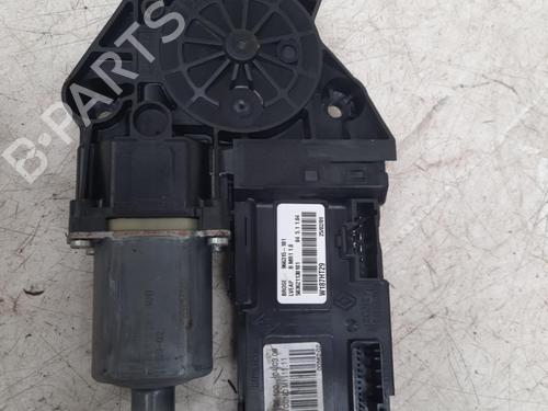 Rudehejsemotor forskærm venstre RENAULT MEGANE III Hatchback (BZ0/1_, B3_) 1.5 dCi (BZ09, BZ0D, BZ1W, BZ29, BZ14) (110 hp) 28787570