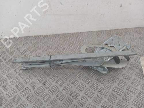 Rudehejsemekanisme Højre foran Rudehejsemekanisme Højre foran RENAULT SCÉNIC III (JZ0/1_) 1.9 dCi (JZ0J, JZ1J, JZ1K, JZ1S) (131 hp) 33804137 33804137