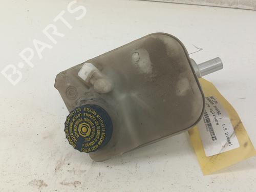 Used Brake master cylinder CITROËN XSARA (N1) 1.9 TD (90 hp) 28751163