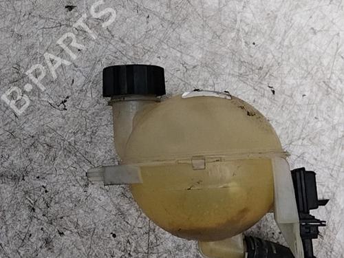 Used Expansion tank CITROËN C4 Coupe (LA_) 2.0 HDi (136 hp) 28789825