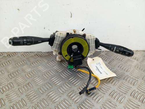 Commodo Essuie Glace / Phare MITSUBISHI COLT VI (Z3_A, Z2_A) 1.5 DI-D (Z39A) (95 hp) 29504666
