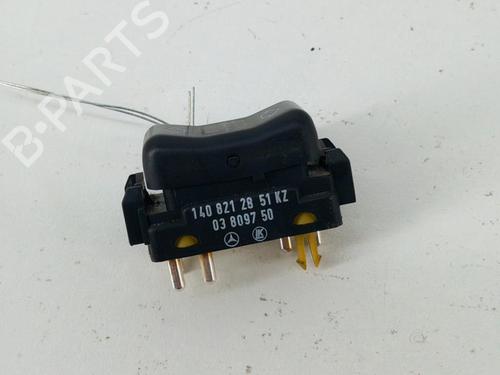 Used Right front window switch Right front window switch MERCEDES-BENZ C-CLASS (W202) C 180 (202.018) (122 hp) 28773323 28773323