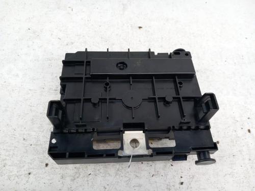 Used Fuse box Fuse box 28768775 28768775