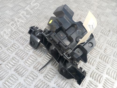 Used Rear bumper bracket Rear bumper bracket 37729251 37729251