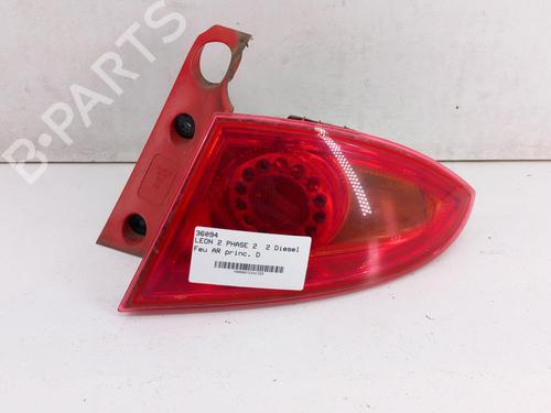 Right taillight SEAT LEON (1P1) 2.0 TDI | BP28774000C35 