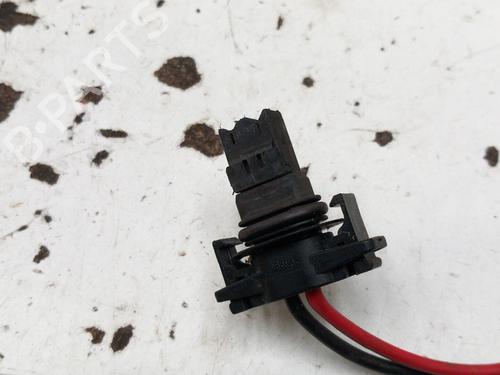 Used Heater resistor Heater resistor RENAULT CLIO II (BB_, CB_) 1.2 16V (BB05, BB0W, BB11, BB27, BB2T, BB2U, BB2V, CB05,... (75 hp) 28777933 28777933