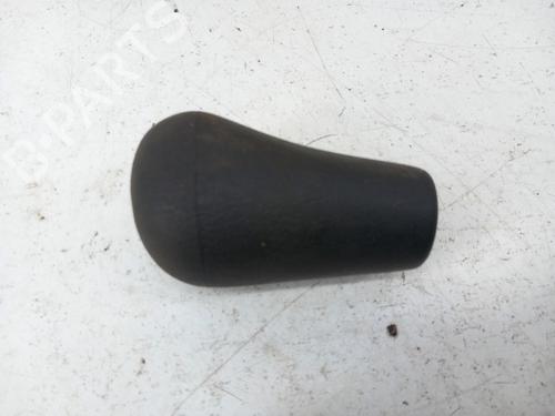 Used Shift knob Shift knob PEUGEOT 107 (PM_, PN_) 1.0 (68 hp) 28743545 28743545