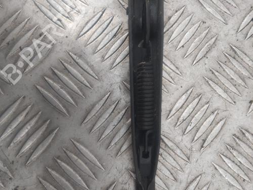 Used Front windshield wiper arm Front windshield wiper arm RENAULT KANGOO Express (FC0/1_) 1.5 dCi (FC07, FC1R) (65 hp) 35815076 35815076