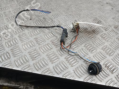Lamp holder NISSAN PRIMASTAR Van (X83) 2.0 dCi 115 | BP36446069L10 - Image 3