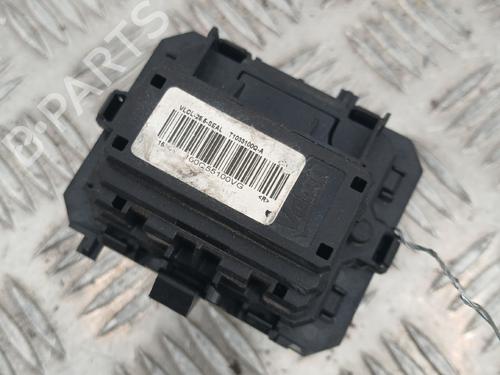 heater-resistor-renault-megane-iv-hatchback-b9amn_-2015-34375120 main image