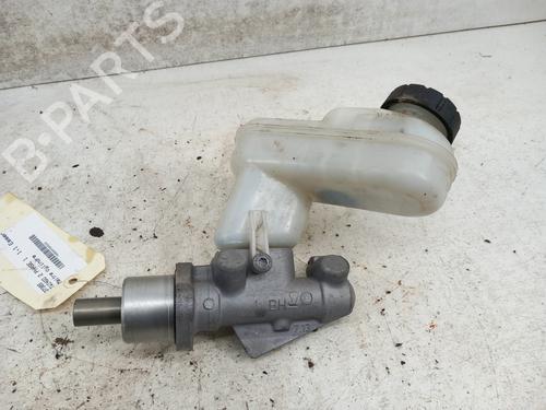 Brake master cylinder RENAULT TWINGO II (CN0_) 1.2 16V (CN04, CN0B) | BP28780725M77 