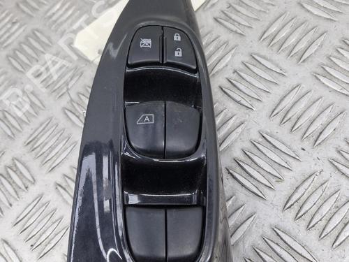 Left front window switch NISSAN JUKE (F15) 1.5 dCi | BP38422680I27 - Image 4