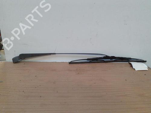 Used Front windshield wiper arm RENAULT CLIO II Hatchback Van (SB0/1/2_) 1.9 D (SB0R) (54 hp) 30464349