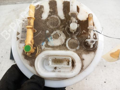 Used Fuel pump Fuel pump PEUGEOT 407 (6D_) 2.0 HDi 135 (6DRHRH, 6DRHRE, 6DRHRG, 6DRHRJ) (136 hp) 28743267 28743267