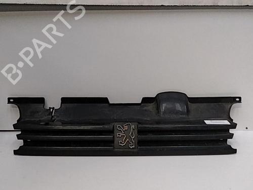 Used Grille Grille 28769918 28769918