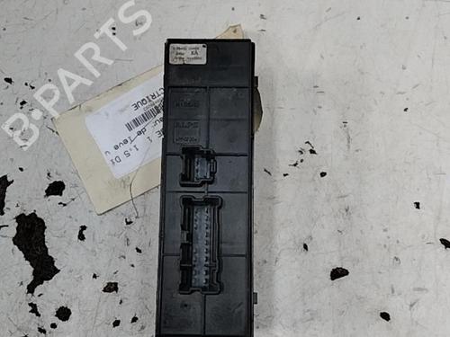 Used Left front window switch NISSAN JUKE (F15) 1.5 dCi (110 hp) 28753637