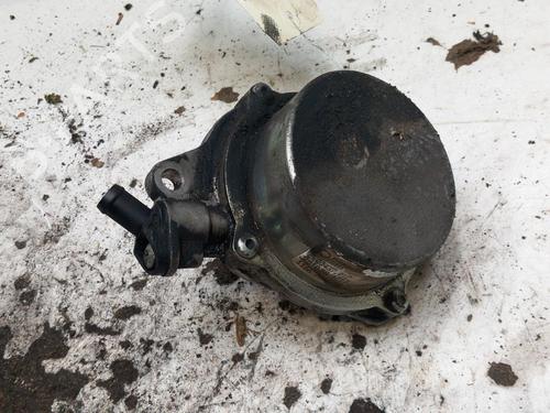 Used Vacuum pump BMW 3 (E90) 318 d (122 hp) 28778372