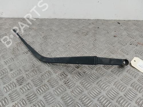 Used Front windshield wiper arm MITSUBISHI ASX (GA_W_) 1.8 DI-D (GA6W) (150 hp) 30677109