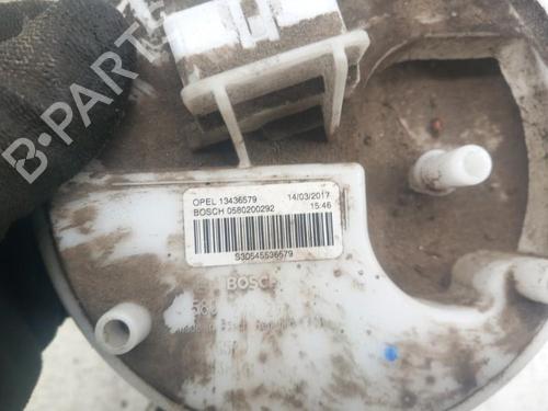 Used Fuel pump Fuel pump OPEL CORSA E (X15) 1.4 (08, 68) (90 hp) 28740415 28740415