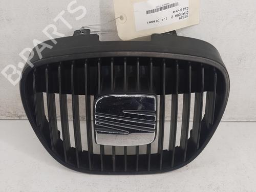 Used Grille SEAT CORDOBA (6L2) 1.4 TDI (70 hp) 28788446