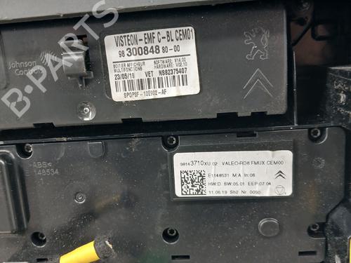 Used Display monitor Display monitor CITROËN C3 III (SX) 1.2 VTi 68 (68 hp) 33723649 33723649