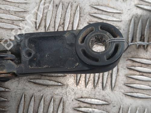 Used Front windshield wiper arm Front windshield wiper arm OPEL ZAFIRA / ZAFIRA FAMILY B (A05) 1.9 CDTI (M75) (120 hp) 33850656 33850656