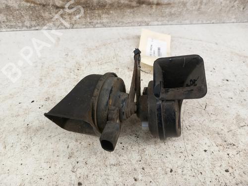 Used Horn VW PASSAT B5.5 Variant (3B6) 1.9 TDI (130 hp) 28743126