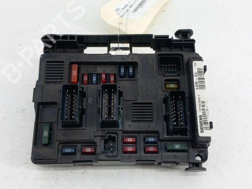 Used Fuse box Fuse box CITROËN C5 I (DC_) 2.0 HDi (DCRHZB, DCRHZE) (109 hp) 28773639 28773639