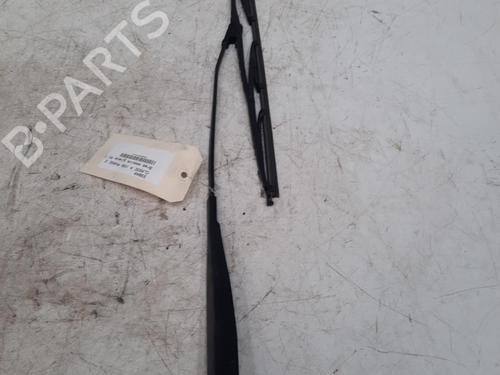 Used Front windshield wiper arm MERCEDES-BENZ A-CLASS (W168) A 170 CDI (168.009, 168.109) (95 hp) 28763634