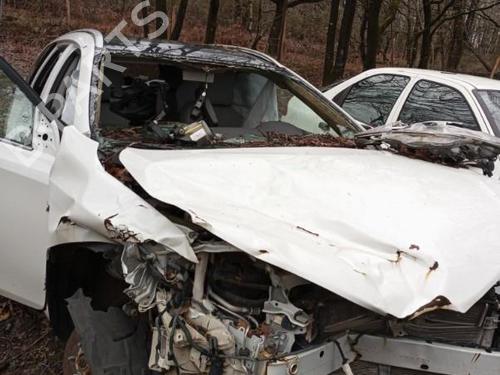 Used Parts TOYOTA AURIS Estate (_E18_) 1.8 Hybrid (ZWE186_, ZWE186R, ZWE186H) (136 hp) 4030834