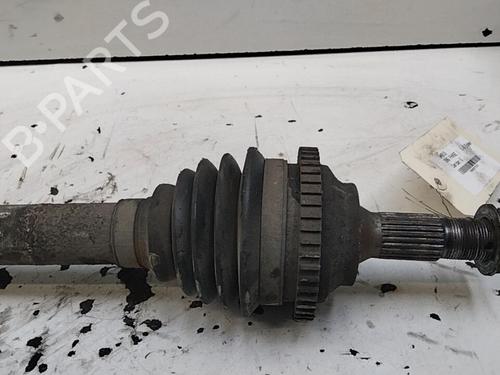Drivaksel fortil venstre PEUGEOT 206 Hatchback (2A/C) 1.6 16V (109 hp) 28764505