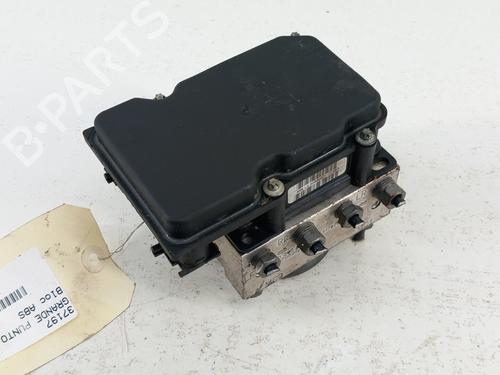 Used ABS pump FIAT GRANDE PUNTO (199_) 1.3 D Multijet (75 hp) 28773102
