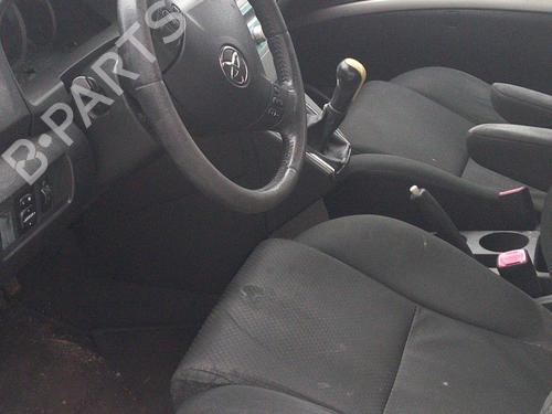 Used Parts TOYOTA COROLLA Verso (ZER_, ZZE12_, R1_) 2.0 D-4D (CUR10_, CUR10R) (116 hp) 4032114