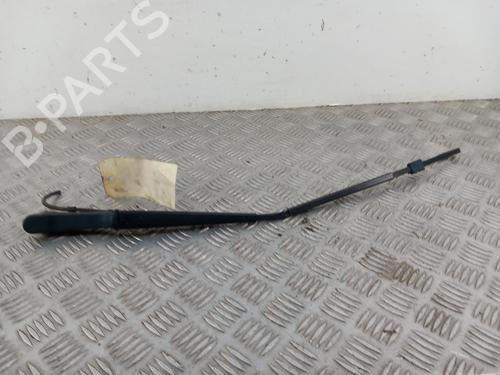 Used Front windshield wiper arm Front windshield wiper arm 36763755 36763755