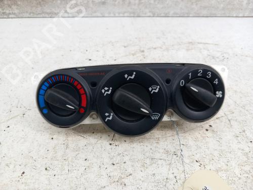 AC-Styringsenhed/Manøvreenhed FORD FOCUS I (DAW, DBW) 1.4 16V (75 hp) 28743985