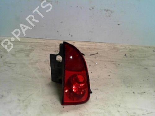 Used Rear fog light RENAULT ESPACE IV (JK0/1_) 3.0 dCi (JK0E, JK0Y) (181 hp) 28754470