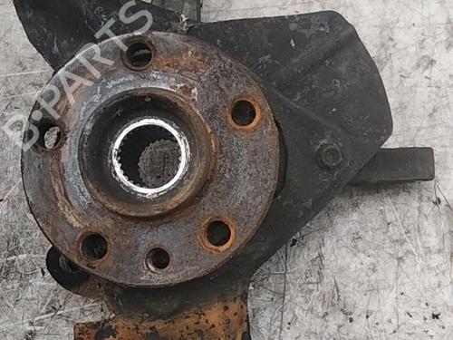 Left front steering knuckle CITROËN EVASION MPV (22, U6) 2.1 TD | BP28764045M25 