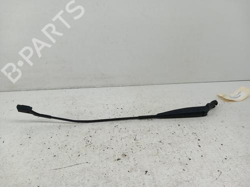 Used Front windshield wiper arm FIAT 500 (312_) 1.2 (312AXA1A) (69 hp) 28782826