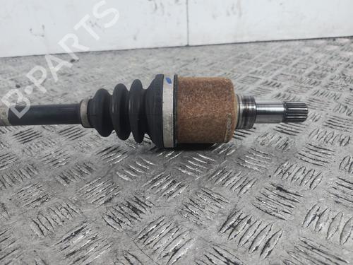 Used Left front driveshaft Left front driveshaft CITROËN C3 III (SX) 1.2 VTi 68 (68 hp) 33723629 33723629
