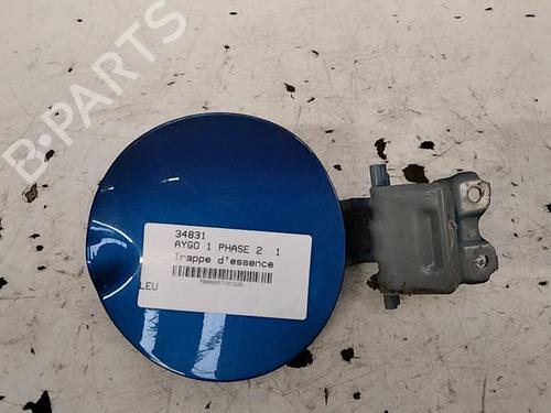Used Fuel flap TOYOTA AYGO (_B1_) 1.0 (KGB10_, KGB10R) (68 hp) 28769072