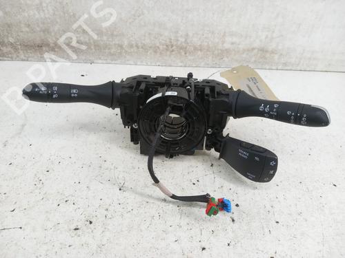 Used Steering column stalk RENAULT KADJAR (HA_, HL_) 1.3 TCe 140 (HLNB, HLN1) (140 hp) 28780664