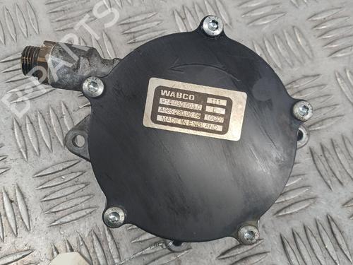 Used Vacuum pump Vacuum pump SSANGYONG KYRON 2.7 Xdi 4x4 (165 hp) 39152435 39152435