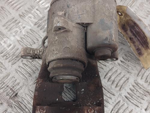 right-rear-brake-caliper-vw-passat-b6-variant-3c5-2005-2006-2007-2008-2009-2010-2011-31807489 main image