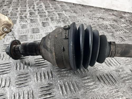 Used Right front driveshaft Right front driveshaft OPEL ZAFIRA / ZAFIRA FAMILY B (A05) 1.9 CDTI (M75) (150 hp) 40451332 40451332