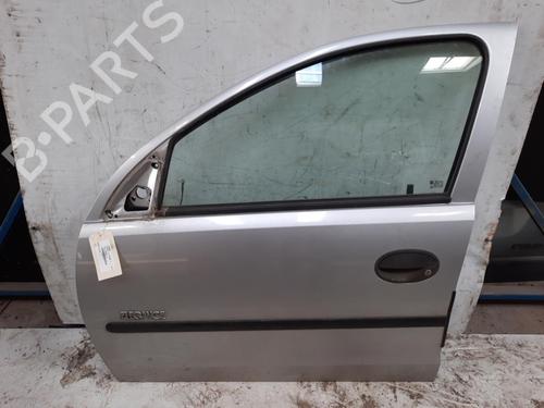 Used Left front door OPEL CORSA C (X01) 1.2 (F08, F68) (75 hp) 28790325